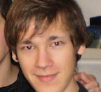 Der 19-jhrige Lukas Kunz hat am Klavier zusammen